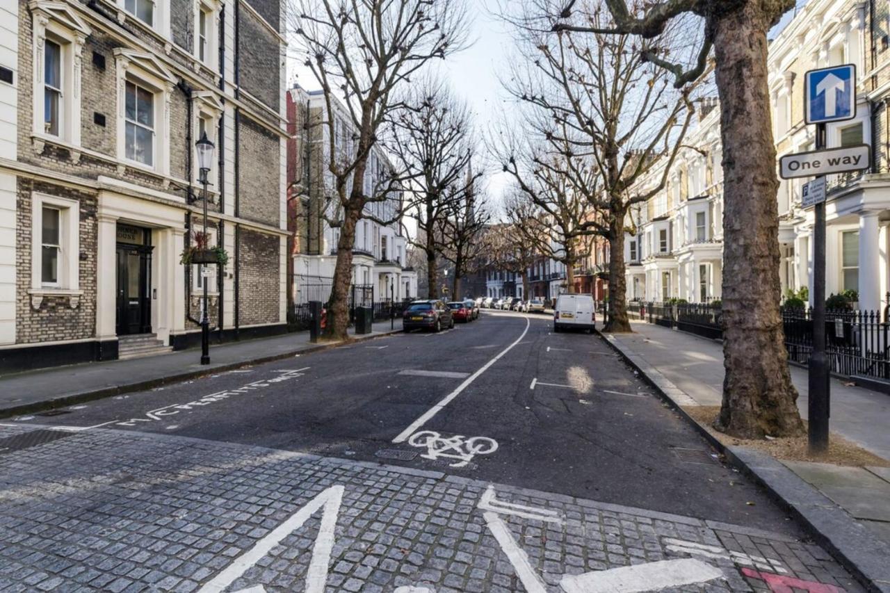 Elegant Earl'S Court 2 Bedroom Flat Just 4 Minutes From Tube ลอนดอน ภายนอก รูปภาพ